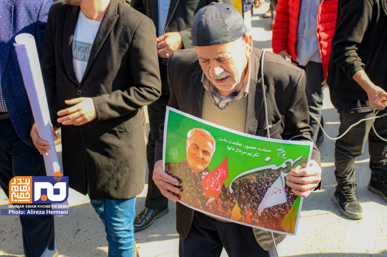 حضور حماسی مردم بندرامام خمینی(ره) در راهپیمایی ۲۲ بهمن به روایت تصویر