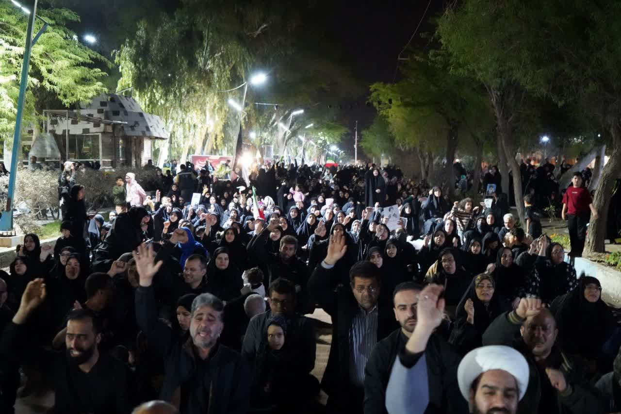 نخستین شب قدر رمضان 1404 و لحظه اعلام زعامت حضرت آیت الله سید مجتبی حسینی خامنه‌ای در بندرامام خمینی(ره)