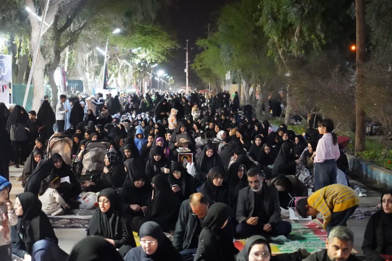 نخستین شب قدر رمضان 1404 و لحظه اعلام زعامت حضرت آیت الله سید مجتبی حسینی خامنه‌ای در بندرامام خمینی(ره)