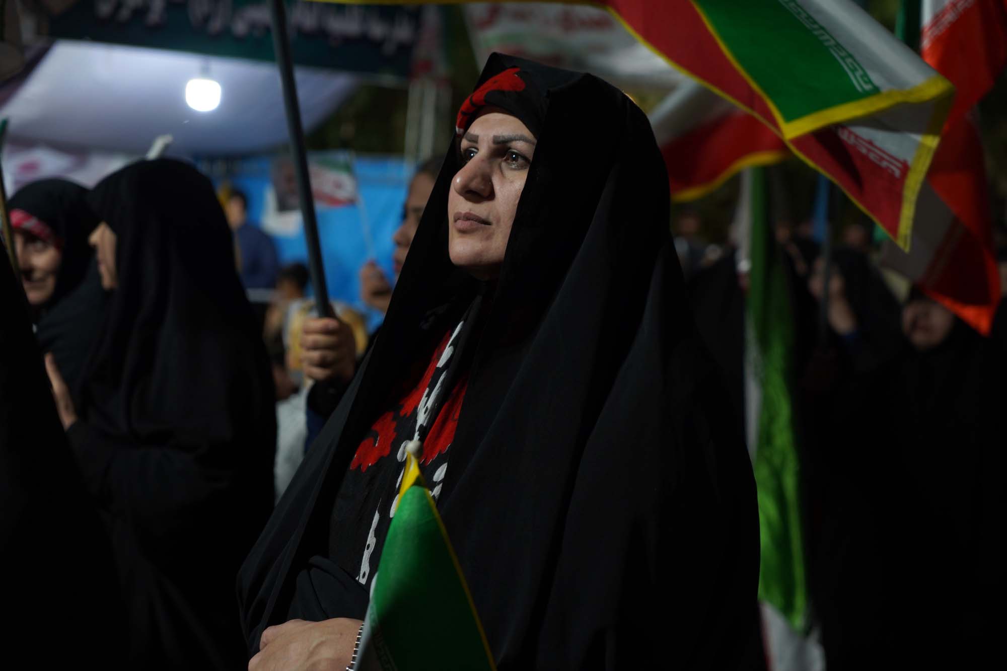 حضور بانوان مسلح جانفدای ایران در بندرامام خمینی(ره)